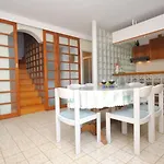 Apartamento Rina *